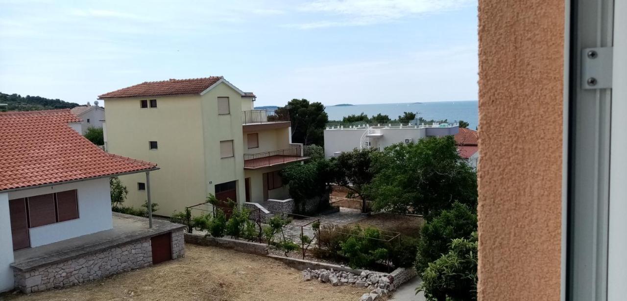 Apartments Bilo Near Primošten Exteriér fotografie