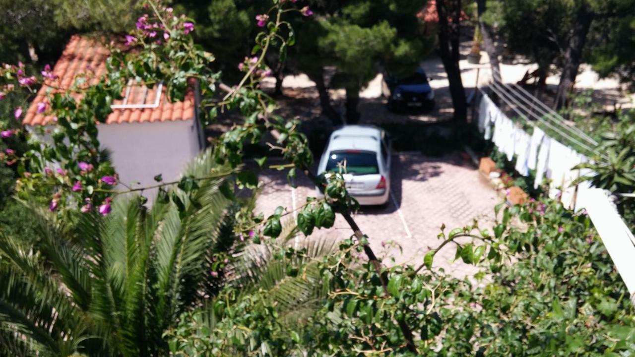Apartments Bilo Near Primošten Exteriér fotografie